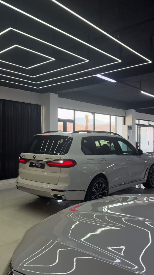 Bmw-x7 2022 luxury White & orange 60,000 mil New mashllla  Call for price: *********** ***********
