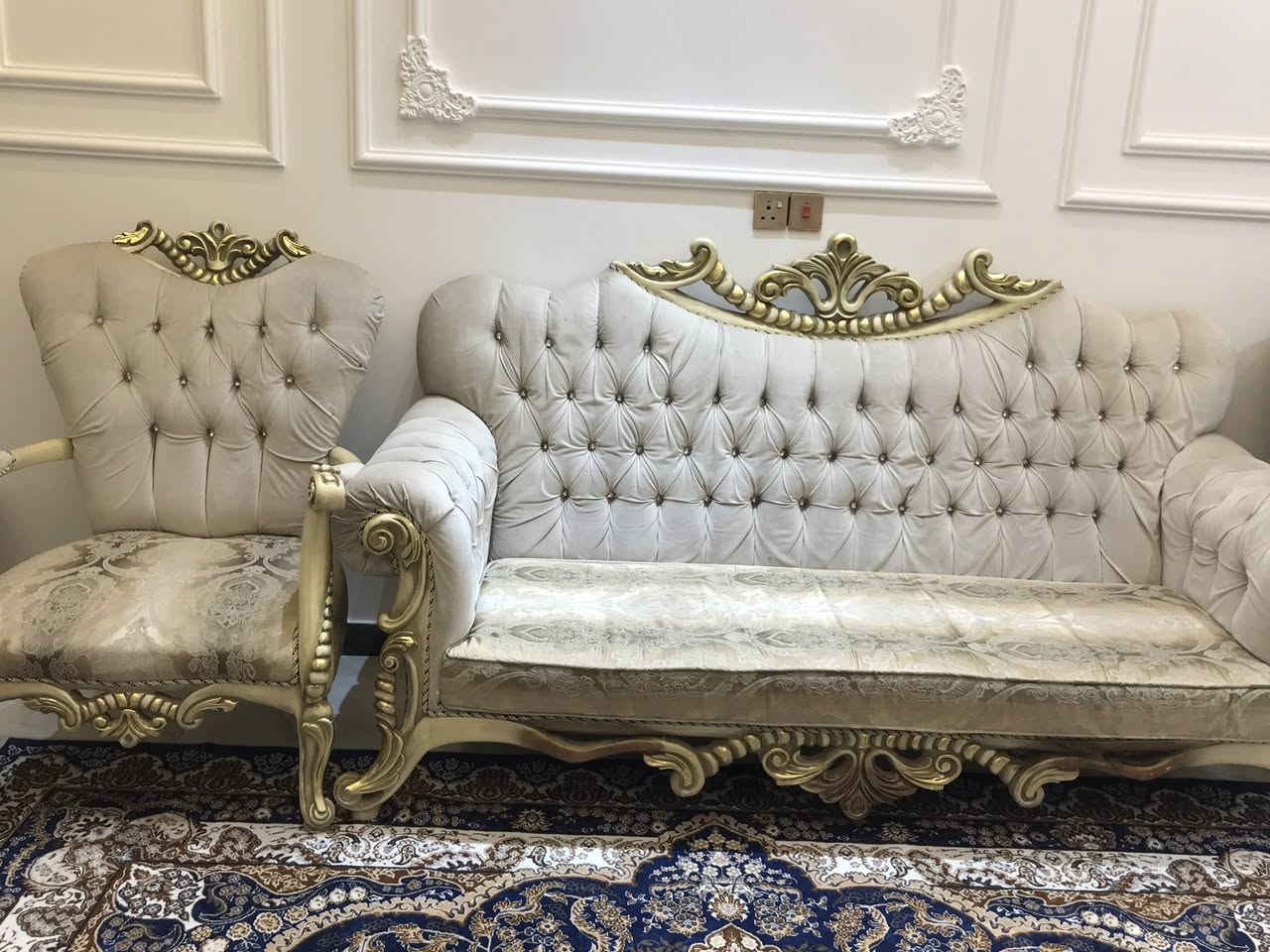 السلام عليكم تخم ملكي جديد ونظيف العنوان بغداد للاستفسار الاتصال على الرقم *********** او المراسله دايركت السعر 700
