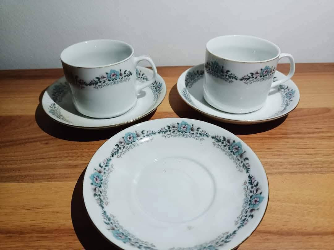 اکواب و فناجین کلهن قدیم للبیع ب ارخص سعر


**إذا كنت صاحب هذا الإعلان وتريد حذفه لأي سبب، رجاءا أرسل رسالة إلى الدعم الفني**