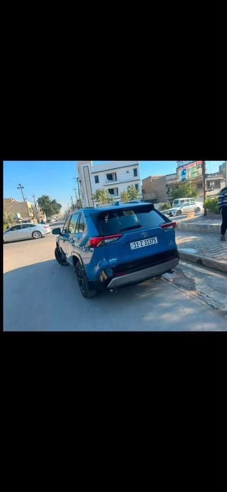 � للبيع | Toyota RAV4 Hybrid SE 2023 🚘

🔹 اللون: أزرق مميز 🫐

🔹 فئة SE

🔹 هايبرد + بنزين

🔹 تشغيل بصمة ودخول ذكي

🔹 كرسي السائق كهربائي

🔹 ترقيم بغداد جديد والسيارة باسمي

✅ سيارة مناسبة لمن يبحث عن RAV4 حديثة بسعر منافس مع توضيح كامل لحالتها.

الحالة:

* صبغ باب السائق مع الجاملغات الأمامية والبنيد.

* يوجد شاصي مع لغد جهة السائق (الفخذة).

* تعديل بالشاصي الأيمن.

* تعديل بارد بالجاملغ الخلفي جهة السائق.

💰 السعر: 170 ورقة وقابل للتفاوض بالمعقول.

📍 الموقع: بغداد – البياع

📞 للاستفسار.      ***********

الرجاء التواصل للجادين فقط. �

