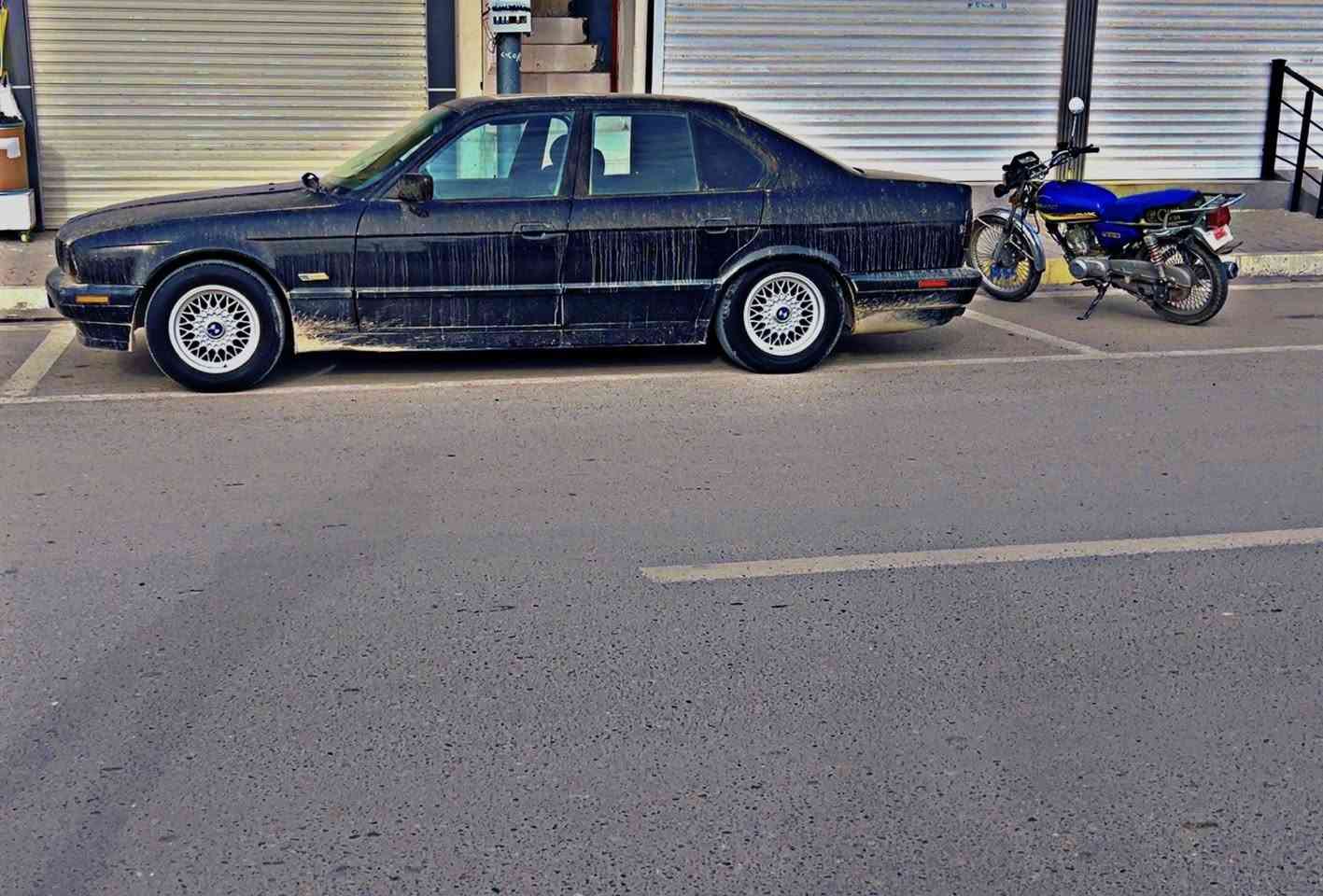 bmw 525
سەیارەکەیە ٥٢٥ بەس مەکینەی ٢٠ لەسەرە
مودێل ٩٠
سلایتە
گێڕ عادیە 
سەنەوی تا ٣٠ تازەیە بەشەتی تەحویل و غەرامە
سعر ٥٥


**إذا كنت صاحب هذا الإعلان وتريد حذفه لأي سبب، رجاءا أرسل رسالة إلى الدعم الفني**