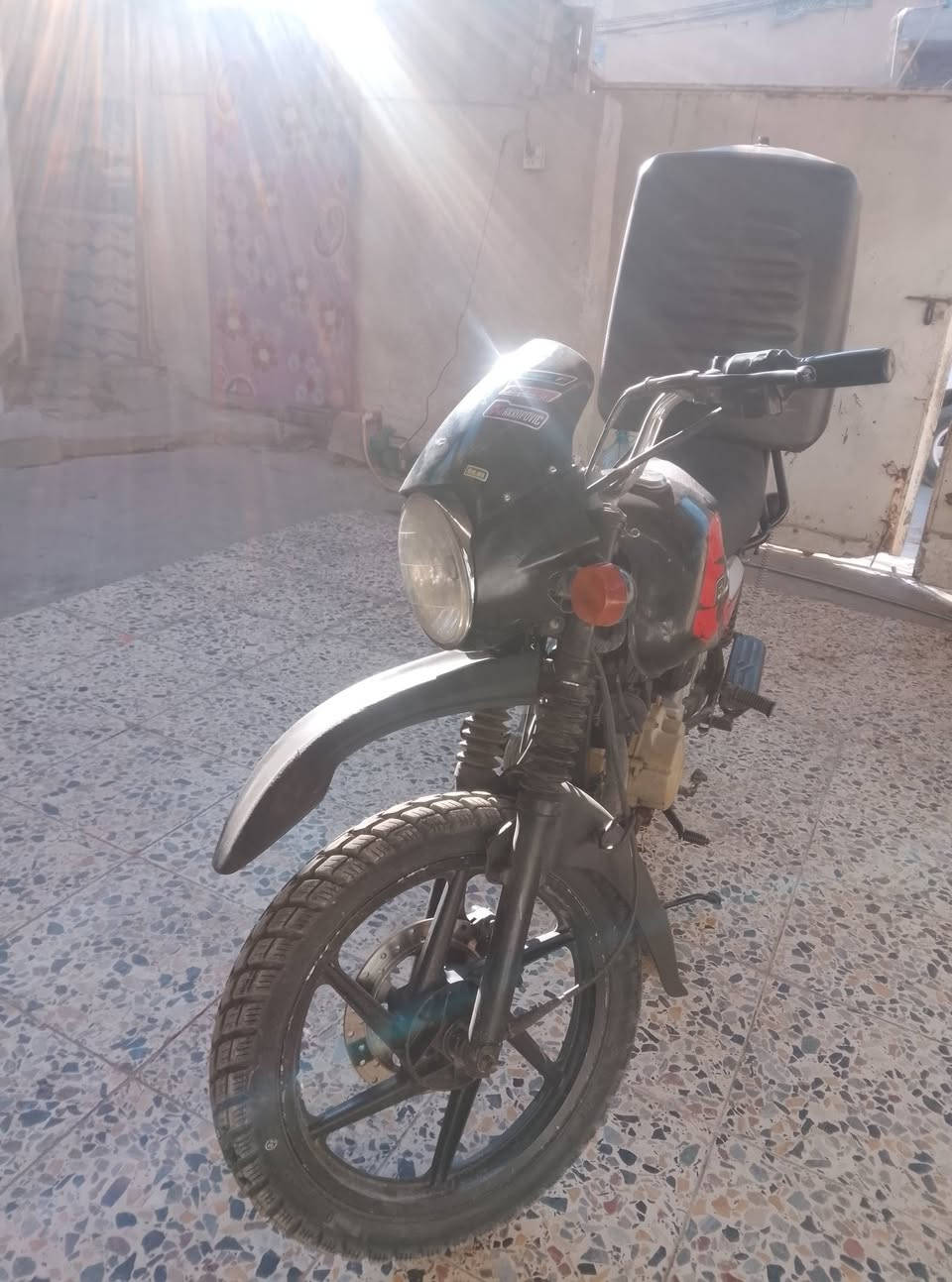 بوكسر للبيع موديل 2023  نضيفه 90/ 
 بيهة كرنك بل مكينه 

سعر 800 وبيهة مجال

 *********** 
عنوان بغداد قريب عله عبيدي 
مستعجل عله بيعتهة
