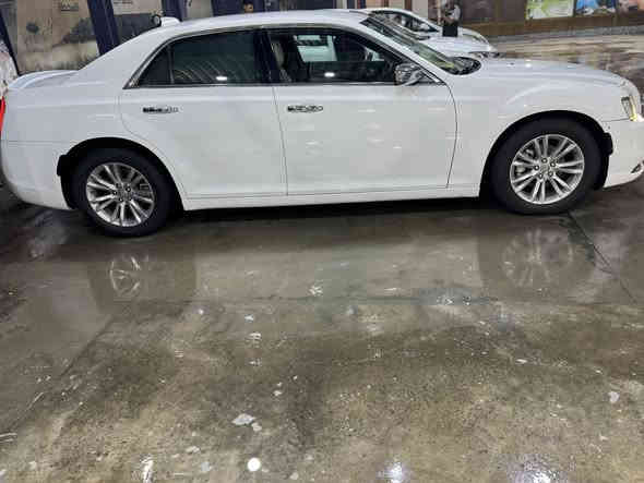 اوباما مديل ٢٠١٨ لمتدد تبريد مقاعد مواصفات c
كلين تايتل بيه صدعات بسيطه مال رمل مكفوله من تبديل اي قطعه
السيارة جهازة من كل شي الحمدلله
مال جناي ماشية ٢٠١٠
شرط السياره ممشتغلة خط مال جناي
السياره كل خميس سفرة
السعر ٢٦٠ وبيه مجال قليل
***********
