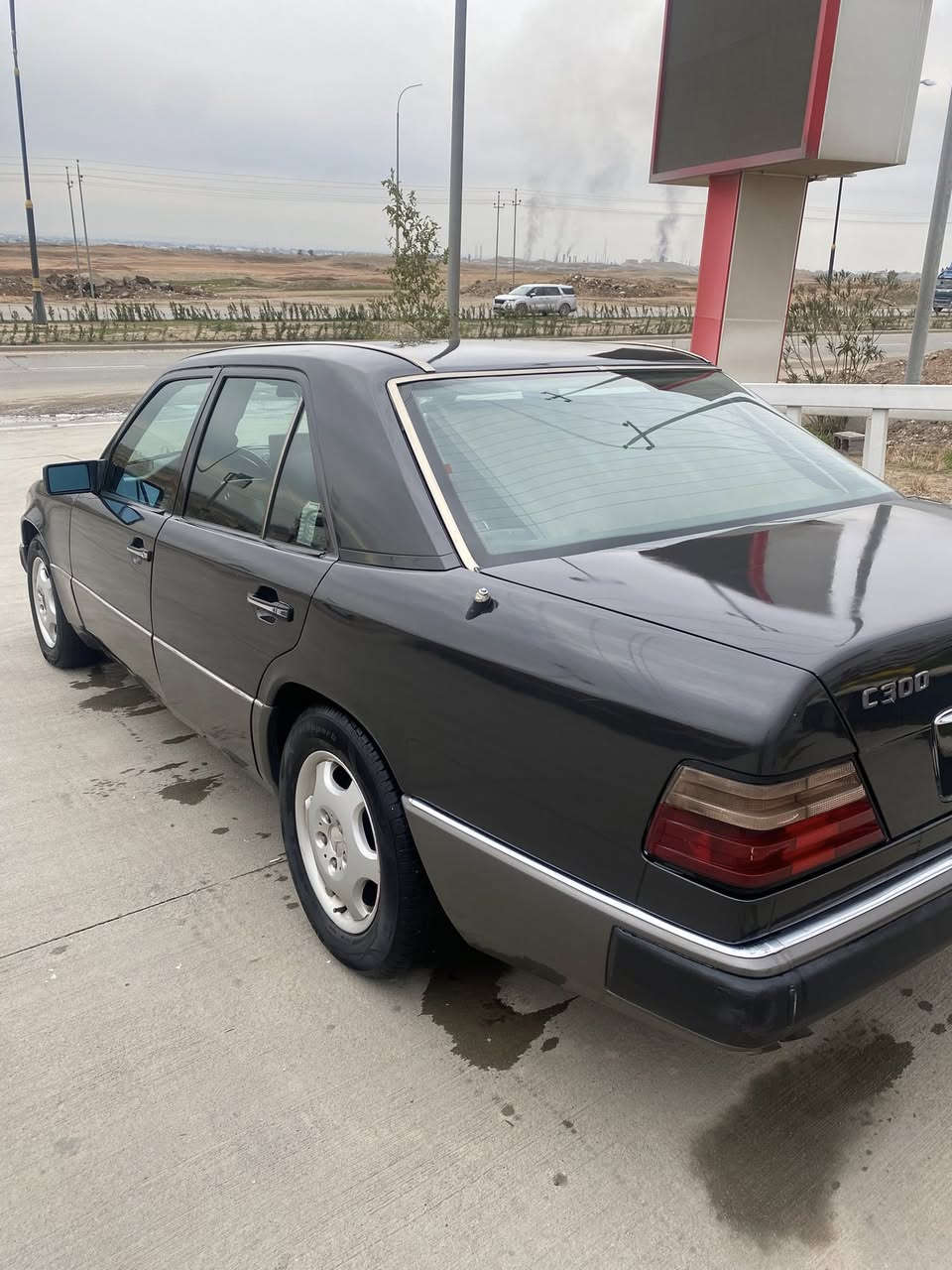 مارسدس موديل اصل 94 بالسنوية 87 رقم و سنوية جديد لحد 2028 مشروع وطني سعر 60 تفاصيل اكثر ***********
