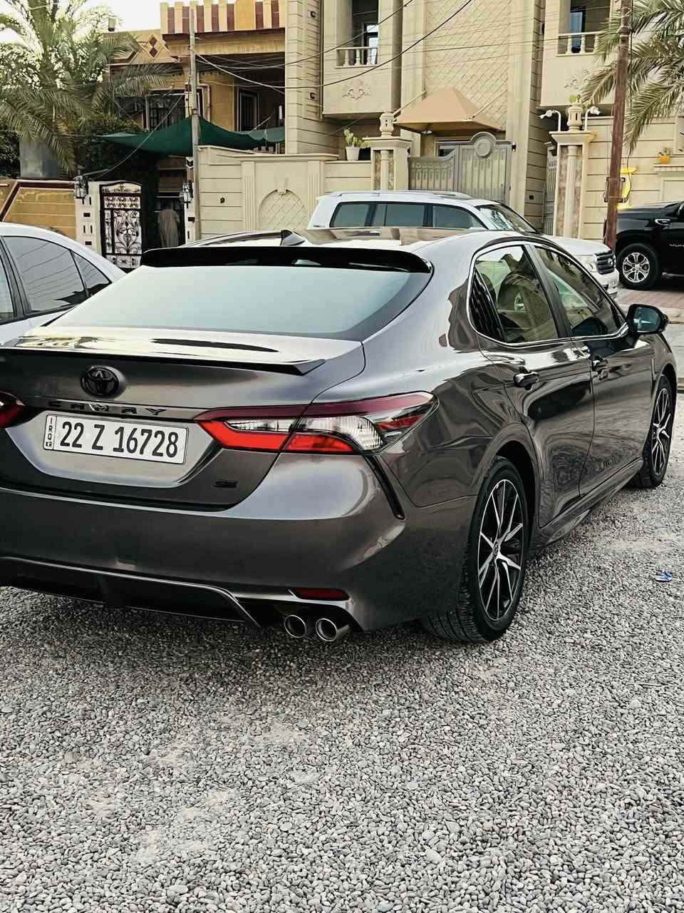 السلام عليكم كامري موديل 2024 ماشيه 23الف سياره جبته ماشيه 16الف من امريكا تايرات مال شركه ضرر فقط كصه البنيد وقطعتين كلير من امريكا سياره مقفوله من كلشي واستيراد خاص عله ايدي واني مرقمهة بسمي فحص هزه سنويه كلشي جديد سعر 198للستفسار
 /***********
