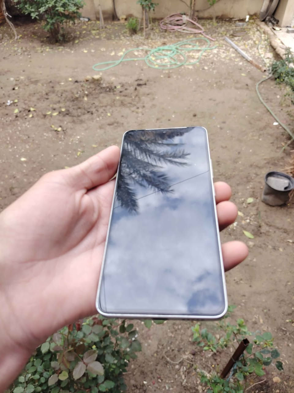 السلام عليكم 
بوكو F6 ذاكرة 512 الرلم 12 بلادي وية الكارتونة وشاحنتة الاصلية 90واط
السعر 365
المكان بغداد المحمودية بغداد, العراق


**إذا كنت صاحب هذا الإعلان وتريد حذفه لأي سبب، رجاءا أرسل رسالة إلى الدعم الفني**