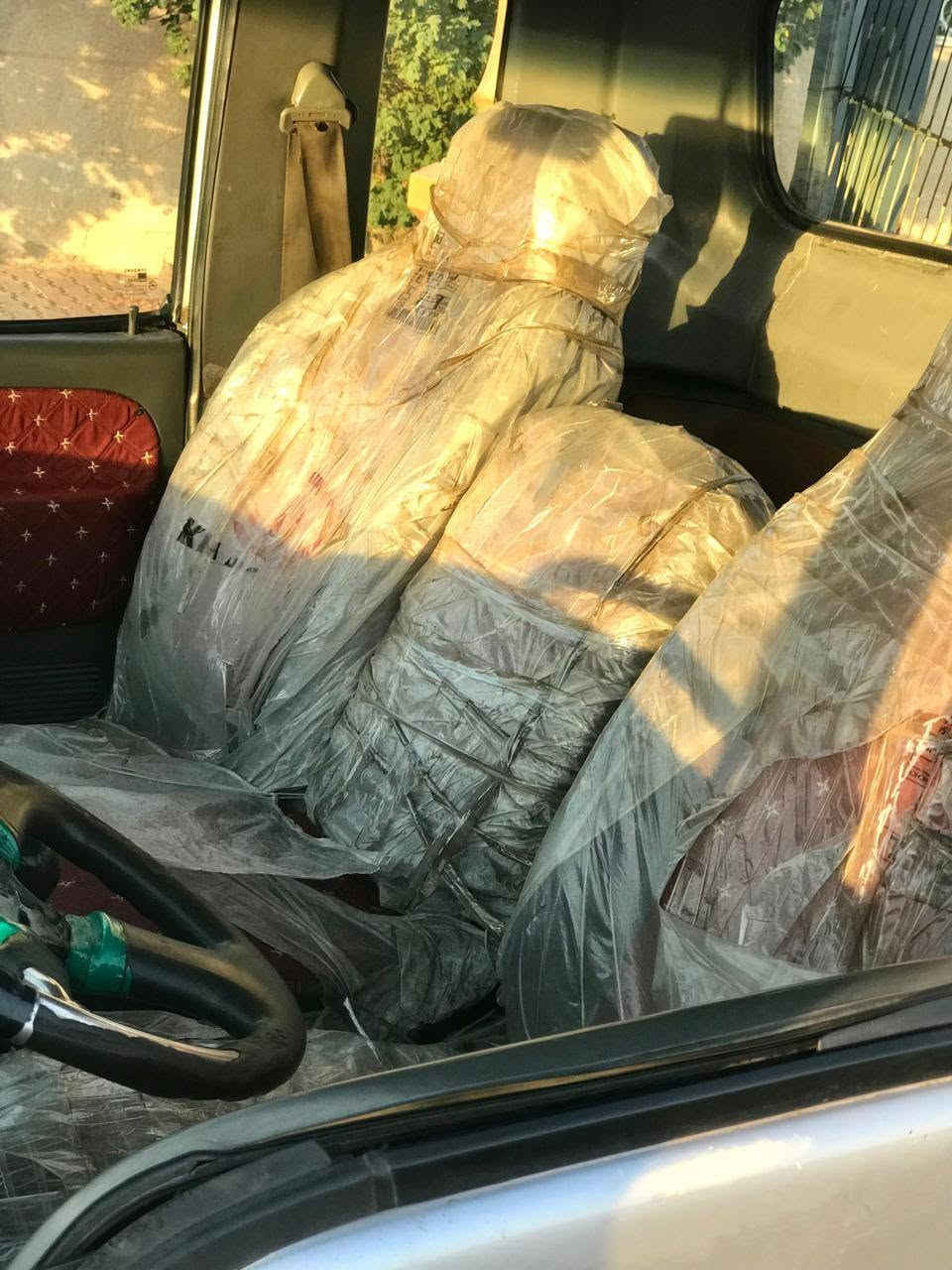 كيه سومسوك للبيع
رقم الانبار دولي وبسمي
موديل 2099 
السياره جاهزه كير ومحرك واكسل تخم تايرات جديد صدر نضيف سياره مال جني خير من الله السعر ٥٠ وبيهه مجال
***********
