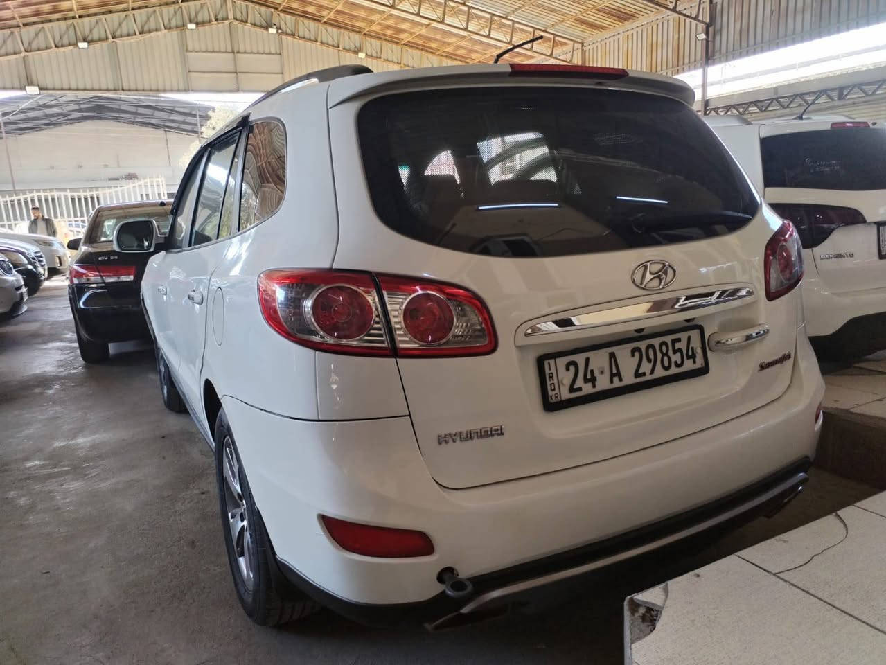 السلام عليكم 

سنتافي كوري 2012

مكينه 4 

سنوية لوحات هزة جديد

شرط التحويل

كاربون بيها

مواصفات.. تحكمات استيرن اشاير بل مري

شاشة كامره اسلايت

سبع راكب ثلاث قطع تبريد❄❄❄❄

مكينه و گير شرط

صبغ عام

السعر   115  $$   وبيها مجال

***********..***********

العنوان موصل المعارض
