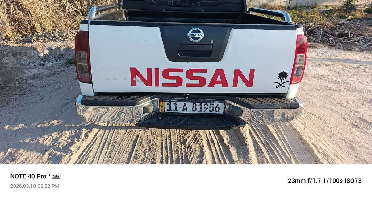 نيفاره ٢٠١٠ محرك نضيف كير اوتو نضيف تبريد. ثلج تخم تاير جديد السياره نضيفه كلش هزه ورقم وسنويه جدد رايده ٩٥ هذا رقمي  ***********
