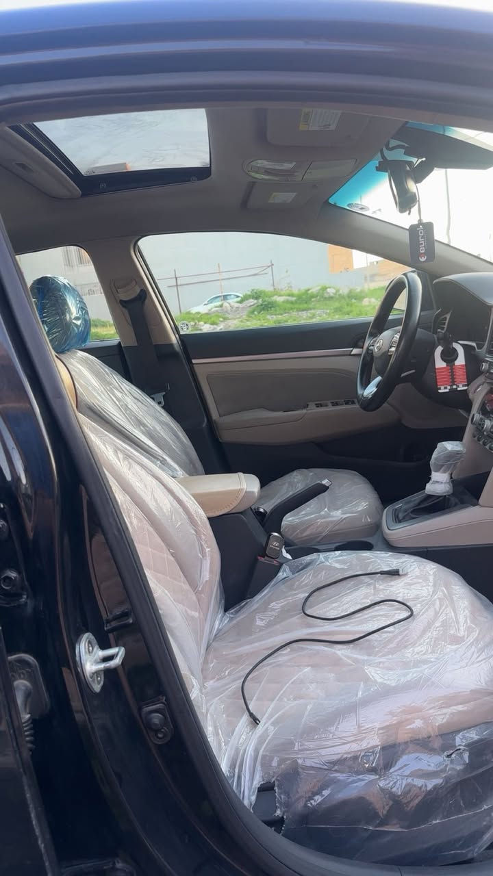 النترا موديل 2019 فول مواصفات كير at
محرك 20 دوش رادار +بصمه +فتحه سقف 
محرك كير شرط ثنينهم رقم اربيل باسمي مكان السياره موصل 
الضرر جاملغ الامامي فقط بدون دواخل بدون ايرباك 
للتواصل ***********
