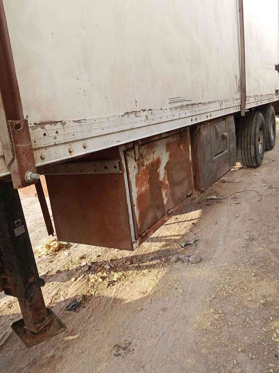 سلام عليكم بوكس للبيع مكان كوت البتار ***********
