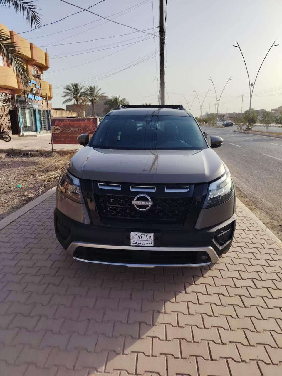 للبيع نيسان باتفندر موديل2024 اعلى فئه روك كشنات منفصل رقم بغداد السياره جديده للاستفسار الاتصال على الرقم ***********
