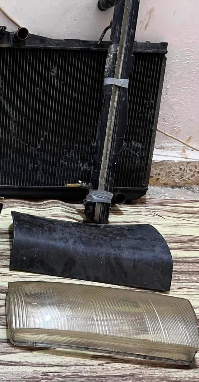 غراض كرستا للبيع شغالات مال حاويه 
البخاخات ب25 الف و النوزلات ب25 الف قبق الجكمجه ب15 الف الشاشه السوده ب20 الف والشاشه الرصاصيه ب35 الف الراديتر ب20 الف يدات التحكم ب15 الف الجامه مال لايت ب15 الف و الستيل ب15 الف الباقي الغراض ع 5  مكاني البصره الامن الداخلي تواصل خاص او واتساب ***********
