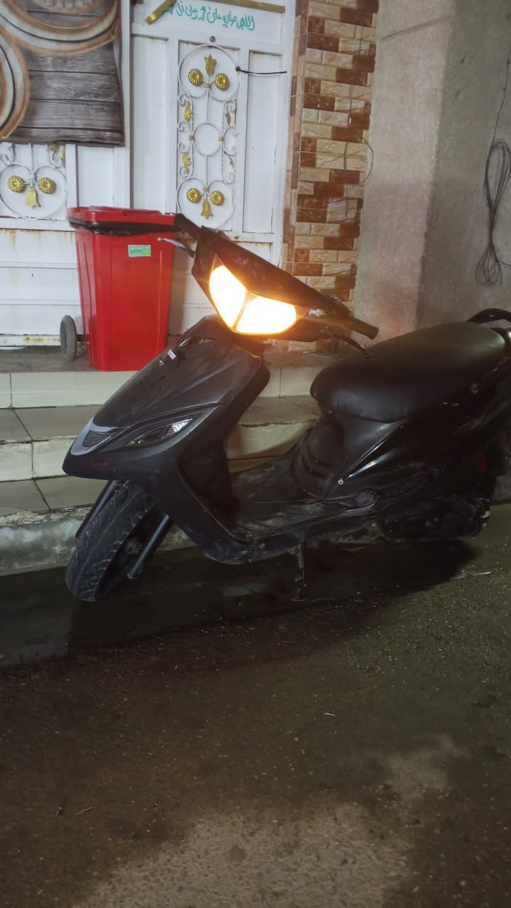 مرحبا
دراجه ماكس ١٤٠
عليه ادامه جديده 
كهربائيات
دشبول جديد
كابريتر مال تفصيخ بلادي مو تجاري
مكينه نضيفه ممفتوحه
كفرات بلادي بس ترتيب يراد كلهن ختم واحد
دراجه جاهزه مناقصه شي 
نكره سلف صبح ضهر عصر
نجي ع نقص البيه
ستان تعليك
سعره ٣٧٥ بيه مجال حك الجيه 
عنوان بغداد الحريه 
***********
