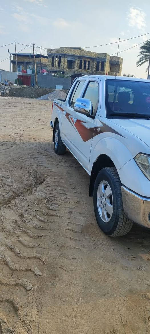 سلام عليكم نيفاره 2013كفاله عامه ماعده باب خلفي  سنويه  منتهيه***********
