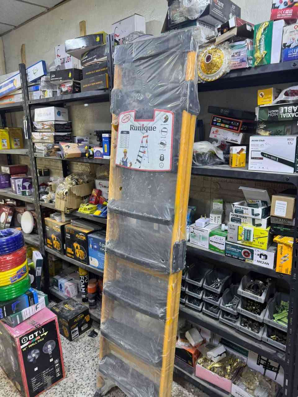 سلام عليكم غراض انشائي لبيع بسعر جمله
مال تعزيله
*********** عمارة, ميسان
