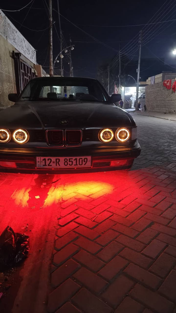 السلام عليكم    ❤💛🖤 بيع او مراوس 
‏✓ BMW 1991 الباڤاري /لسياره اصل وفصل 735
‏✓ مكينه 3.5 مفتوح
‏✓ وارد ياباني بدون فتحه بلسقف
‏   صدر امامي خلفي جديد نضافتة 96٪
‏   سياره مال جناي باسمي سنويتها لـ2029 مشروع وطني
‏   الرقم الجديد الدولي  +هزه جديده
‏    جام كهرباء  
‏  سستم سماعات  جديد
‏   وضعيات كير  /S/E/M كله شغال
‏   لسياره عوزها ملاحضات بسيطه
‏📍عنوان بغداد /حي النصر
‏ ✓ واتساب او اتصال لباقي لتفاصيل
  مراوس او بيع سعرها 40 وبيها مجال لشراي  وتشلع عيني
‏ ✓ واتساب او اتصال لباقي لتفاصيل
         ***********
