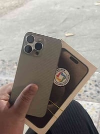 ايفون 15 برو ماكس جهاز مكفوله كماله عامه الذحرته 256  بطاريه 96 👌 0771...