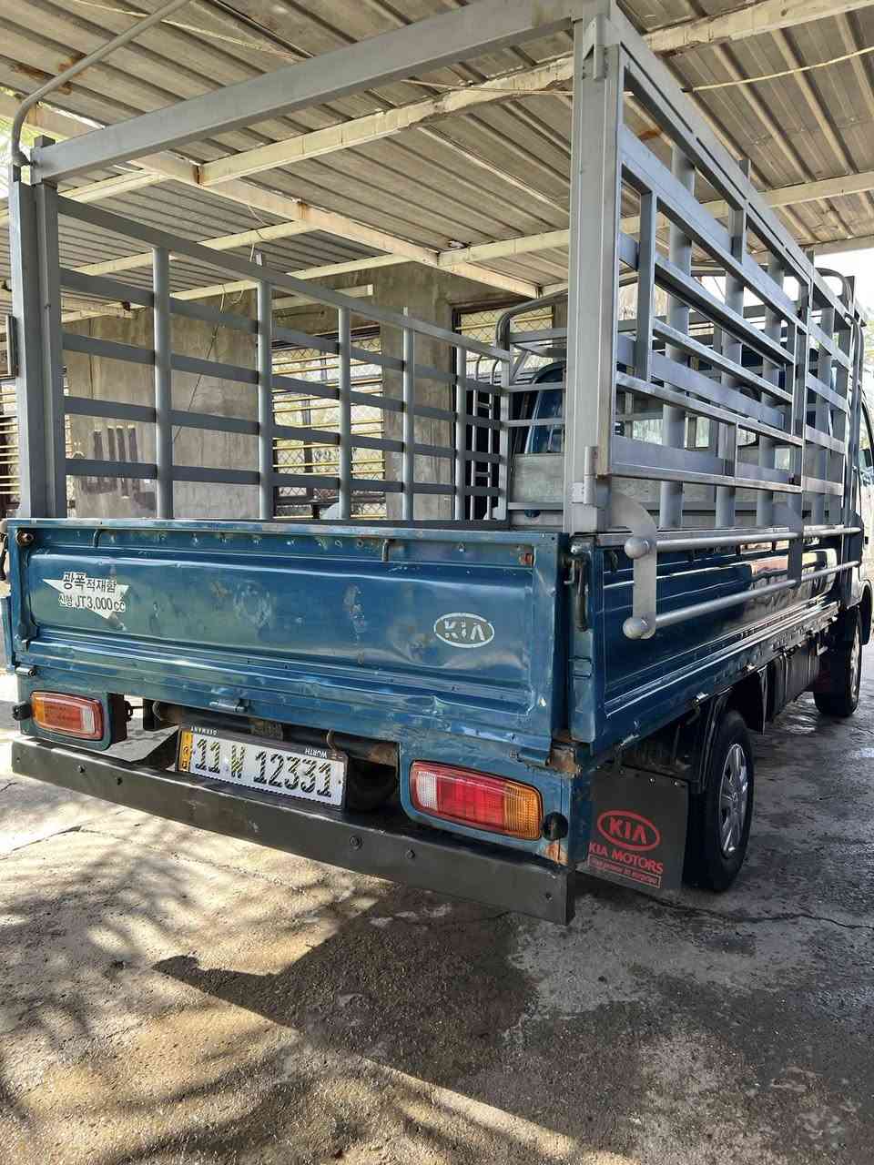 سلام عليكم كيا فونتيرا موديل ١٩٩٩ سياره جاهزه من كلشي مابيها نقص برغي سياره جديده بمعنه الكلمه شاصي كفاله السعر ٧٠ بسمي سنويه وهزه ورقام جدد لل٣١ مكاني بغداد المحمودية ناحيه الرشيد ***********او *********** سياره مال جني

