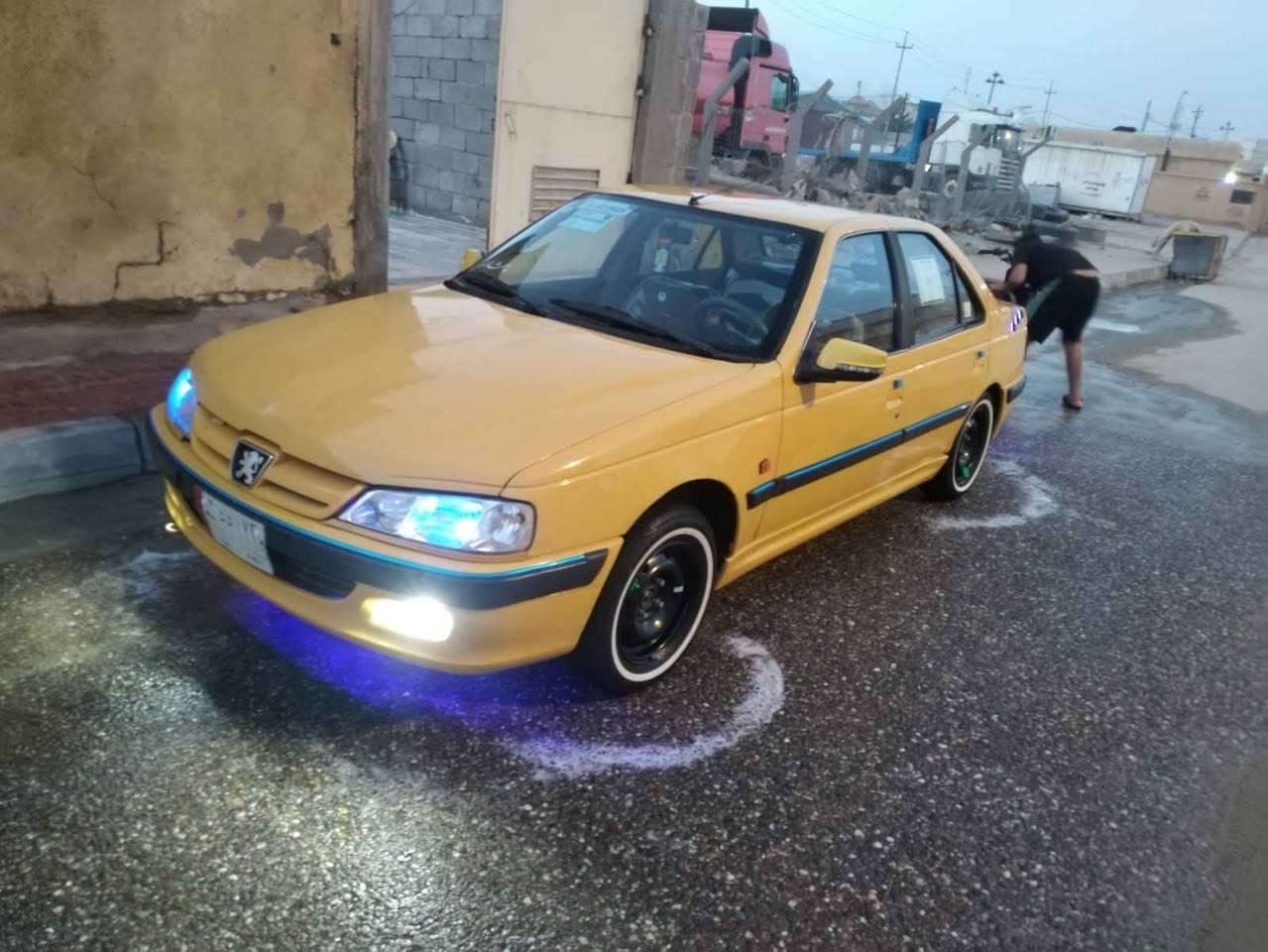 السلام وعليكم بيجو بارص البيع السعر59وبيه مجال حك اجيه اسياره مكفوله الكير فرنسي وكلشي شغال بيه مناقصه اي شي العنوان ابو الخصيب Singapore


**إذا كنت صاحب هذا الإعلان وتريد حذفه لأي سبب، رجاءا أرسل رسالة إلى الدعم الفني**