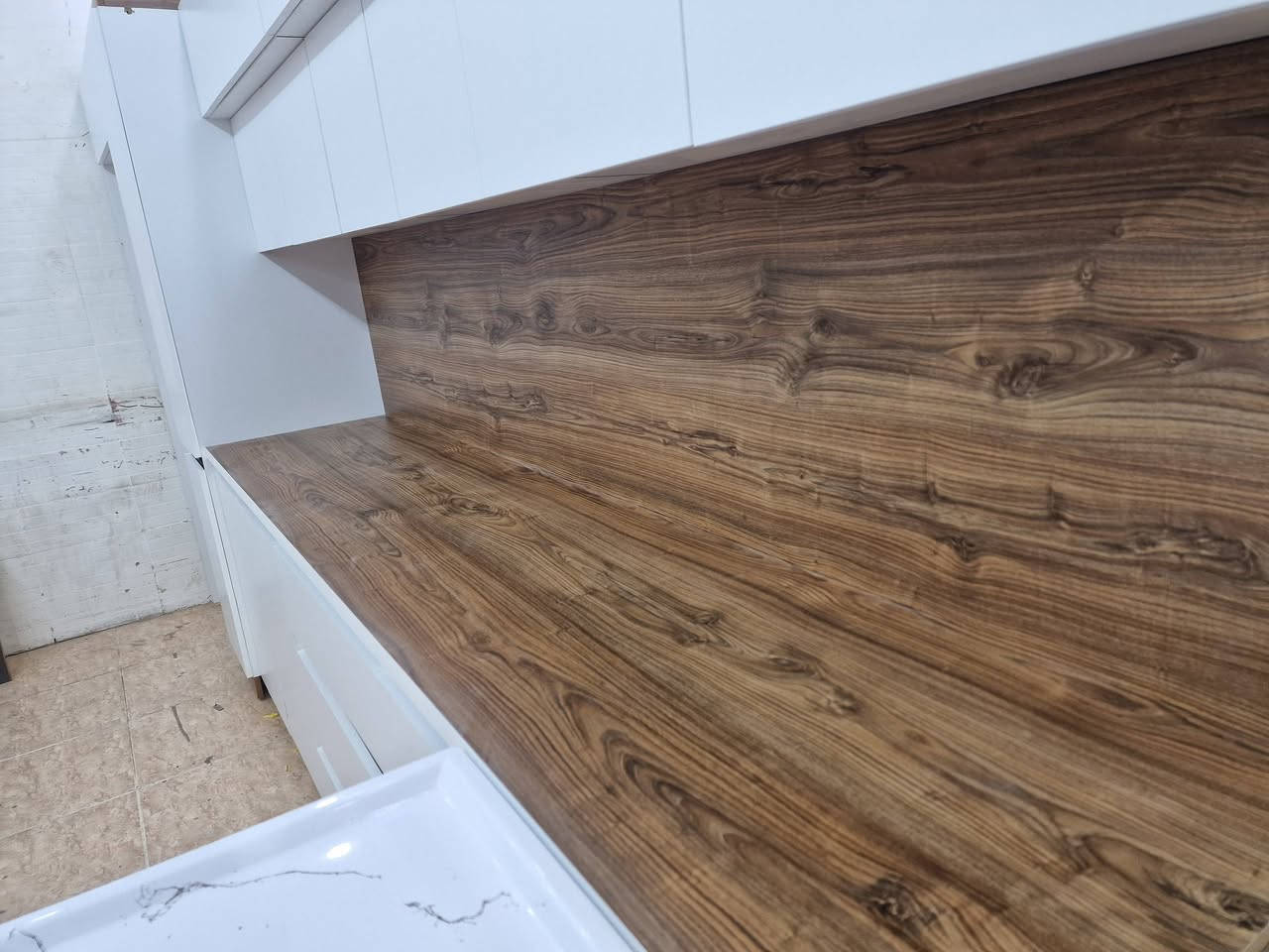 mdf سێتی کەوانتەری تورکی 
تازەیە بەسعری دەستی ٢ئەیفرۆشین 
هیچ بەکار نەهاتوە  
قیاسی درێژی کەوانتەو 4 مەتر 
سنگەکەی٢مەتر 
ناونیشان /سلێمانی /کانیسپیکە/خوارمزگەتی تەبای
📲0772 517 79 19
واتسئەپ و ڤایبەریان لەسەرە 
گەیاندن هەیە بۆ تەواوی عێراق🚚🚚🚚
