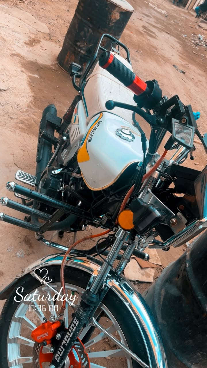 دراجه سونك 26. جديده دراجة بسً شاشه مالته طافيه يراد فيشه السعر 800 وبيها مجال متواجد باب المعضم الصبح ***********
