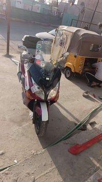 دراجه للبيع سلفر ونج جيتي بدون صبغ بيهه شخوط وكسر بل بك لايت مستعجل عل...