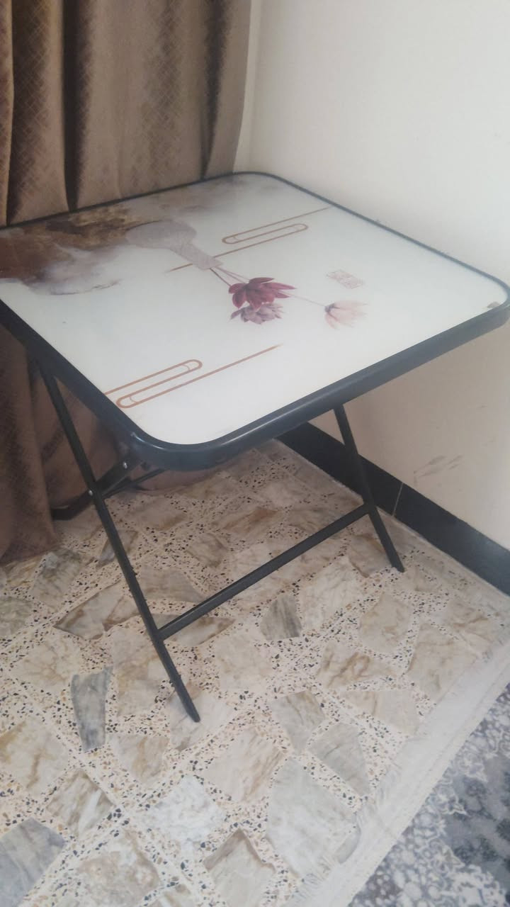 السلام عليكم أغراض للبيع كلها جديده ونظيفة
كاونتر مع مرشحه

ثلاجه

ميز وكرسي

درج
صوبه
بنكات
مبرده مع ميز
غساله
اوتي
مكنسه


**إذا كنت صاحب هذا الإعلان وتريد حذفه لأي سبب، رجاءا أرسل رسالة إلى الدعم الفني**