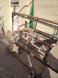 ميز بسطيه • لوح خشب • طاولة