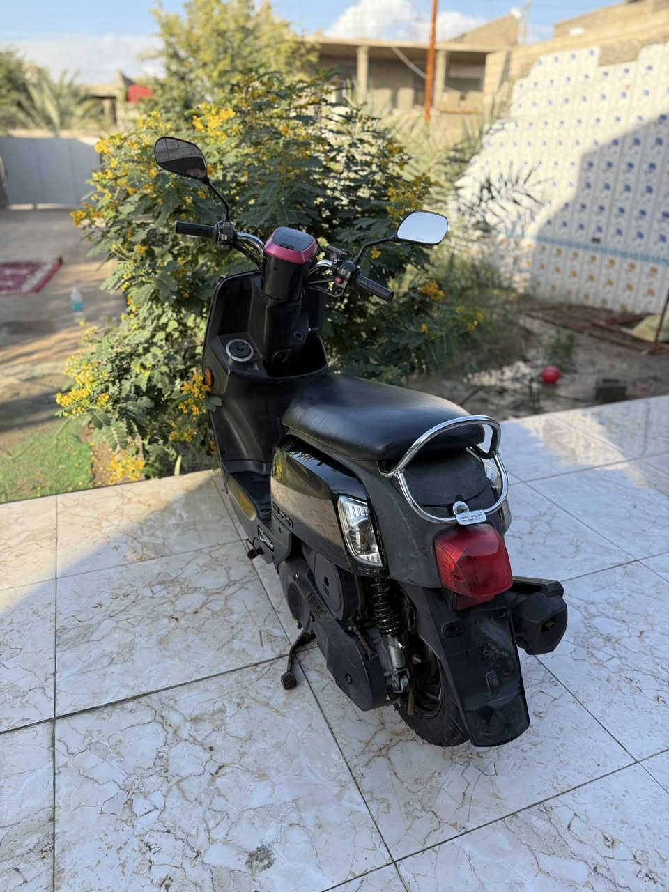 ماكس بوليسي للبيع مديل2013
ماكس بوليسي نوزل  كلشي شغال بيها دراجه شلعه ومعدل تخبل عداد وعينه الكترونيه حته ساعه بلعينه بيها    

 مكاني بصره قضاء المدينه 

سعرها 850

***********
