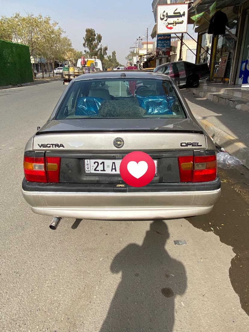 سلام عليكم للبيع أوبل فكترا موديل 1992حجم 16 پاور قايش عريض رقم سليمانيه دولي سنويه جديد لغايه 2028دفتر بانزين صبغ جماليه بدون ضرر سقف سلايت كهربائيات كامل شغال تايرات تخم جديد صدر جديد محرك بشرط سعر 40 وبي مجال عنوان كركوك رقم الهاتف ***********كير عادي
