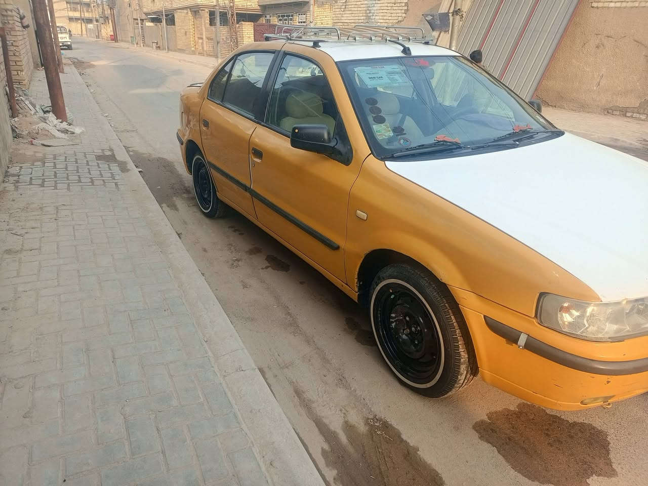 السلام عليكم سياره سمند موديل ٢٠١٢ مكينه فرنسي السياره كامله لا ضربه ولاصبغ نصبتها حلو السياره جاهزه تحويل مباشر مكاني بغداد بمنطقه العبيدي السعر 40$ وبيها مجال للاستفسار الاتصال على الرقم ***********
