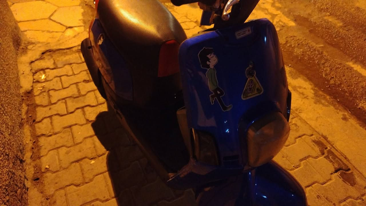 دراجه بوليس للبيع بيهه فقط راس الكرنك مسحوك شغاله الدراجه كامله كلشي مابيهه  قيم واخذ الرقم ***********
