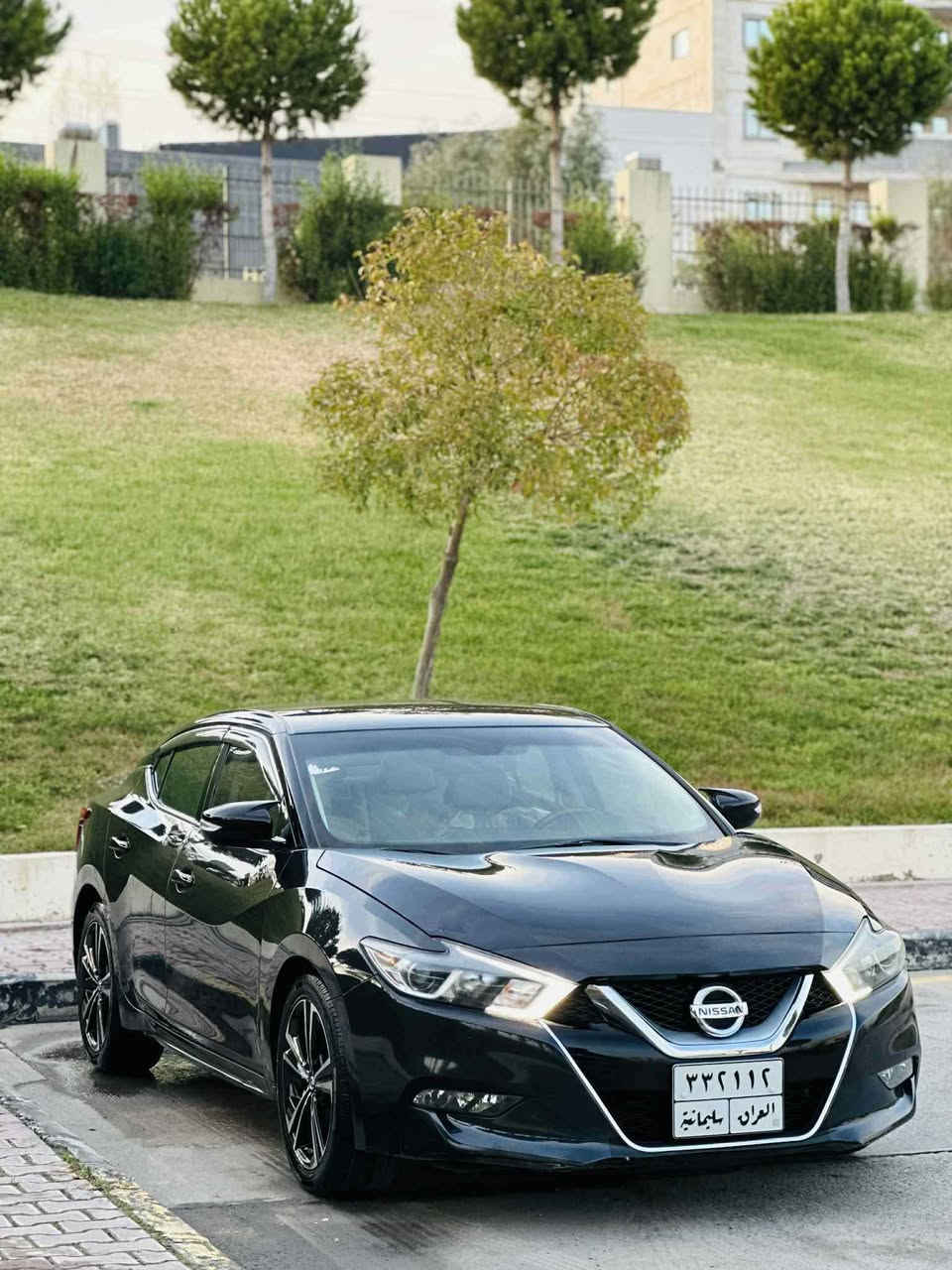 Nissan maxima 2017 SV

***********

نیسان ماگزیما 
مواسەفات فولە تەنها پانۆراما نیە

ناو زەرد 
شاشە 
کامێرە 
ڕادار
خەتی جادە 
جلد 
بەسمە
حاسە
زۆرمواسەفاتی تر

سەیارەکە تەنها ۲ چەمەلەخی پێشەوە بۆیاخە بێ ناو بێ ئێرباگ بە شەرت
مەکینەو گێڕ نەکراوەتەوە بەشەرت

۱۲٤ مەجال السليمانية, العراق
