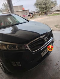 سورنتو 2015 رقم بغداد ضرره قطعتين بدون دواخل مكاني بغداد السعر 145 وبي...