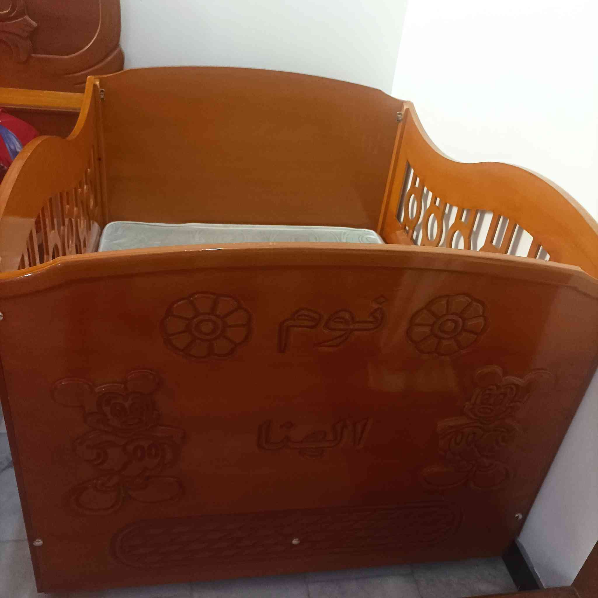 جربايه اطفال حجم كبير جدا العرض 123
الطول 145

 نظيفه جدا خشب تفصال 

سعره 150 

 مكاني كربلاء حي الصمود

@إشارة


**إذا كنت صاحب هذا الإعلان وتريد حذفه لأي سبب، رجاءا أرسل رسالة إلى الدعم الفني**