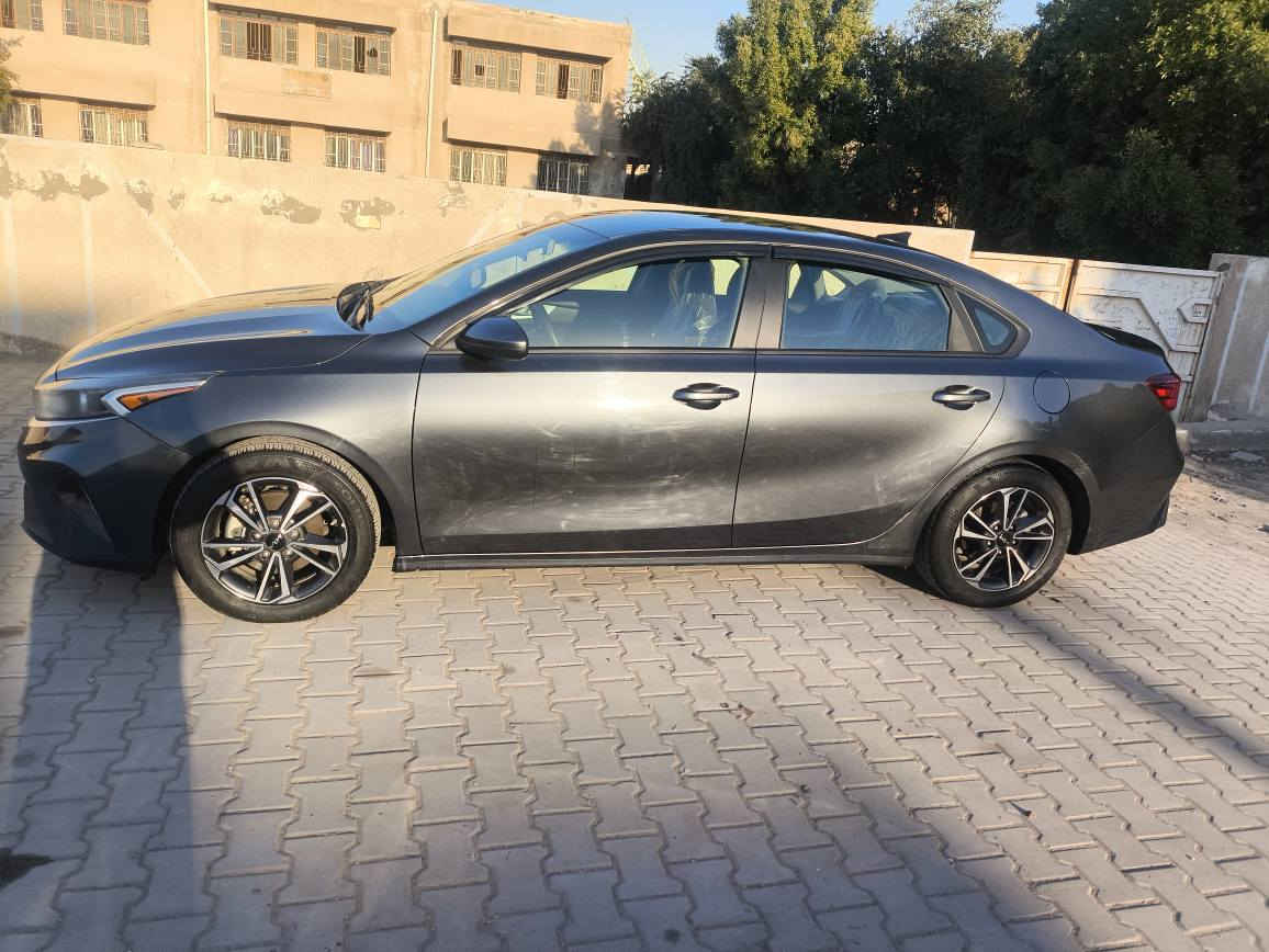 كيا فورتي 2024 ماشية 50 الفk ببهة قطعة وحدة فقط بنيد مصبوغ سياره جديدة معنى الكلمة ١٥٧ ورقة وبيهة مجال بسيط
*********** بغداد, العراق
