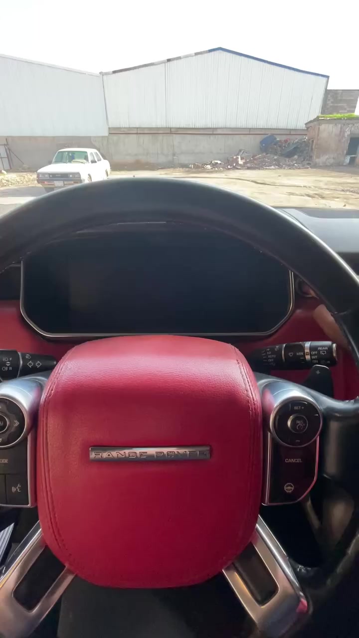 👑 للبيع: ملك الطريق - رانج روفر فوج (Autobiography) 👑
VIP المواصفات الخليجية الأعلى - مكفولة من كل شيء

معروض للبيع رانج روفر فوج موديل 2013، بمواصفات خاصة واعتمادية عالية.

الممشه 135

• المحرك: 8 سلندر سوبر تشارج (V8 Supercharged) - قوة جبارة وأداء رياضي.

• الحالة: السيارة مكفولة (بدون ضرر، بدون صبغ، بدون تعديل) بحالة الوكالة.

: نظام جكات جوبلس 

✅ المواصفات الداخلية والرفاهية:

• الأبواب: نظام شفط لجميع الأبواب.

• المقاعد:  جميع كشنات كهرباء (أعلى فئة) مع ميزات التبريد والتدفئة 

•سقف بانوراما، 

 نظام صوتي Meridian، بصمة دخول وتشغيل.

• الرقم: السليمانية (شرط تحويل مع غرامات ).

• 

• المكان:  السياره نينوى 

• 

📞 للتواصل والاستفسار (مباشر):

***********

***********
