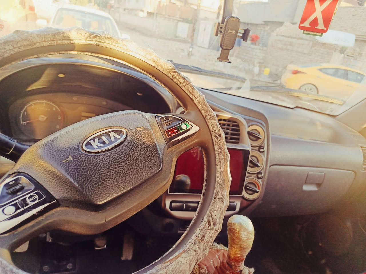 سلام عليكم سياره موديل ١٣  كير ومكينه واكسن مكفولات سياره خير من الله رقم بابل سياره  راعيها ب اجبله ايريد تحويل سعر ٩٥  وبيها مجال رقم الهاتف ***********
