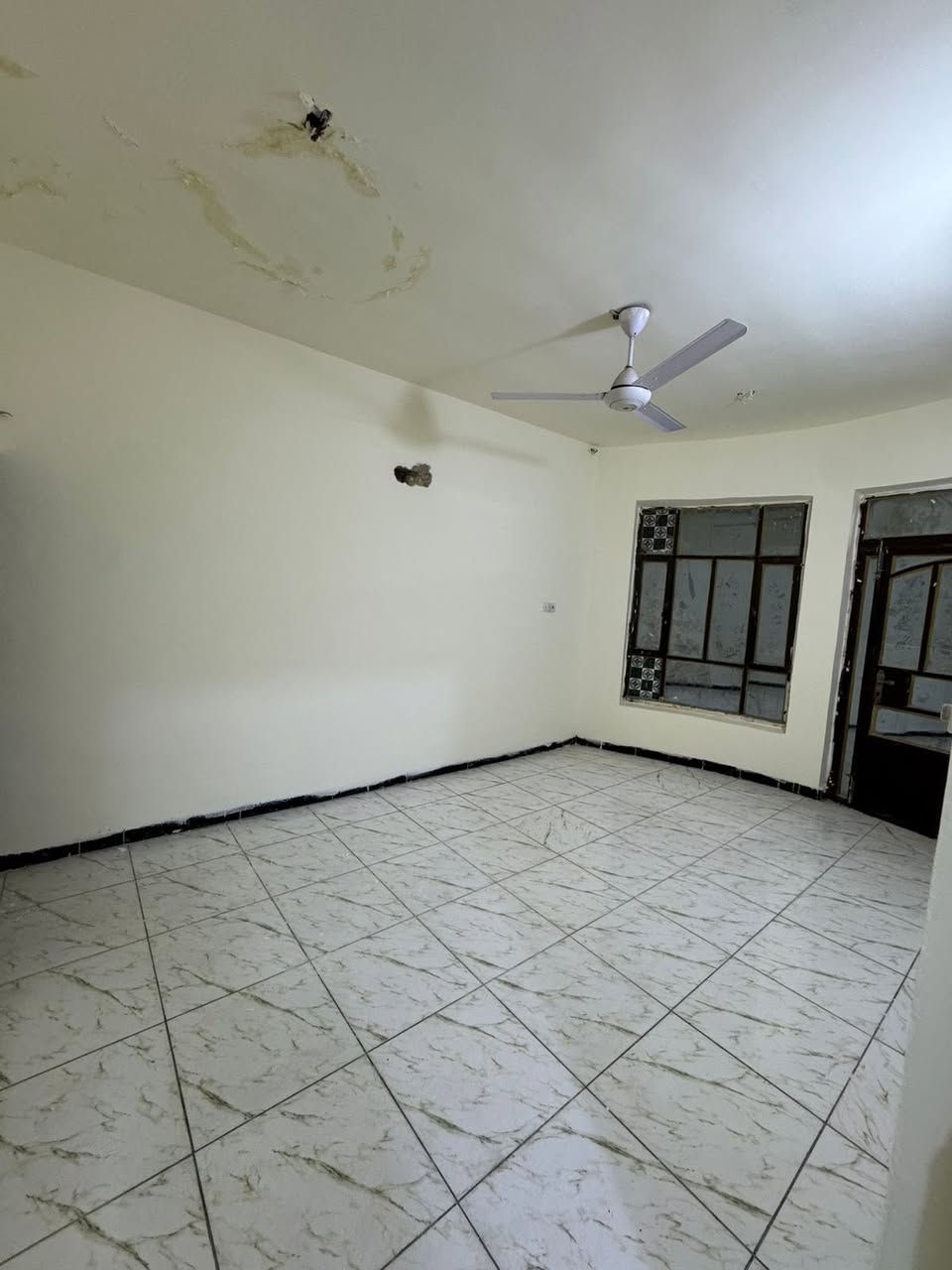 للأيجار في #السيديه ✔️

مشتمل طابق ثاني معزول عزل تام 🟡

المساحة 150 متر 🔱
يحتوي على 2 نوم وصالة ومطبخ وخدمات ⚫️

*العقار يحتوي على مدخلين 🟢

الموقع السيديه مربع الاقتصاديين ☑️

الأيجار 600 الف ⤵️
_________________________________

للأستفسار اكثر تفضلو بزياره مكتب الطائي للعقار 💎

السيديه شارع المركز عماره شركه السراب للمطابخ ✔️

او الأستفسار ع الارقام ادناه 📞↘️↘️ (متوفر واتساب )📌🔛

***********
