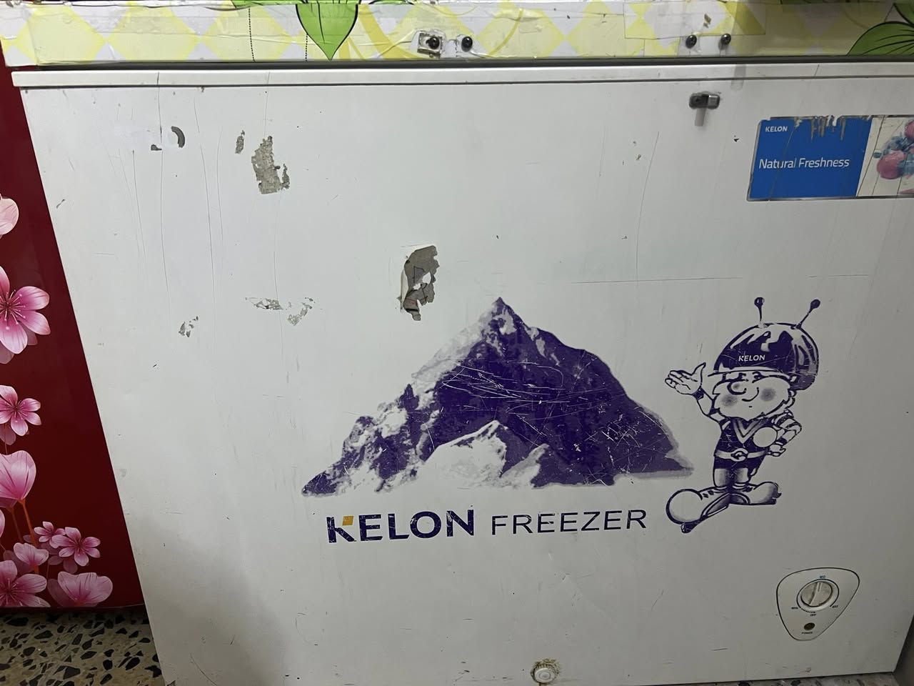 ثلاجة كينود نضيفة جدا ب 125 ومجمدة شغالة فول  ب 125 كلهن على الفحص والضمان  عنواني  حي اؤر


**إذا كنت صاحب هذا الإعلان وتريد حذفه لأي سبب، رجاءا أرسل رسالة إلى الدعم الفني**