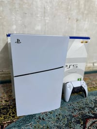 بلي فايف نضيف مستعمل قليل ويا حساب كامل للاستفسار خاص او تصال 07735957...