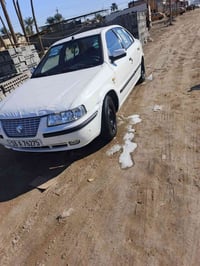 سمند ناطق موديل ١١ السياره بيه الباب الي ورا السايق مصبوغ مكينه وكير ك...