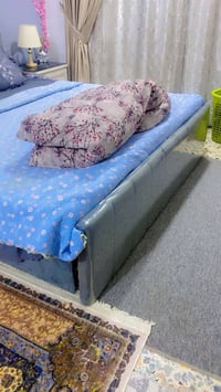 خشب صاج • عراقي • غرف نوم