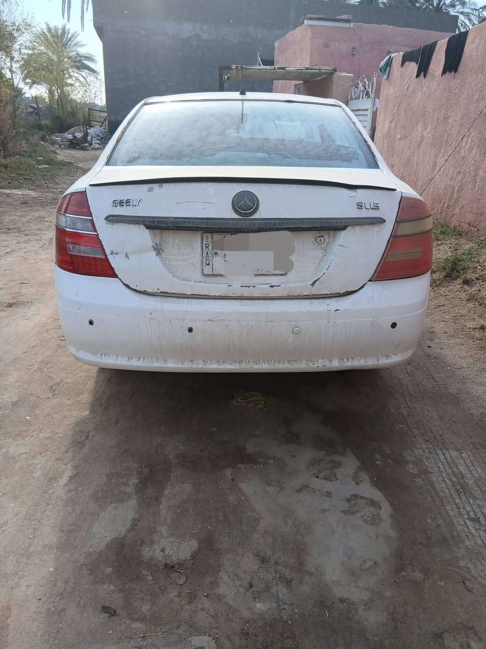 السلام عليكم ورحمة الله وبركاته 
جيلي موبل موديل 2012 رقم كربلاء 
مكان السياره بابل سنويه ساقطه راعيها موجود يريد تحويل 
كير مكينه كهربائيات كلها شغاله تبريد نقص غاز السعر 42 وبيه مجال الخاص مفتوح 
او الاتصال ع الرقم ***********
