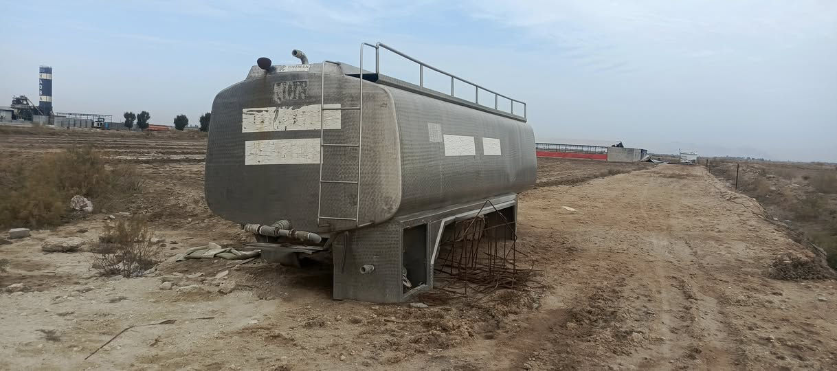 تنكر أوربي استيل اخو الجديد26 الف لتر السعر 120 ورقه في النجف الاتصال على الرقم ***********
