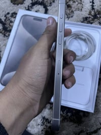 ايفون ١٥ برو ماكس • ٢٥٦ • البياع الشرطه الخامسه