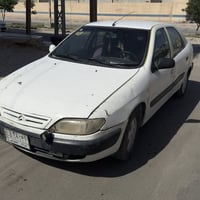 سيتروين (زانتيا )  1998  السيارة حلوة وجاهزه سعرها 16$ 07830147748