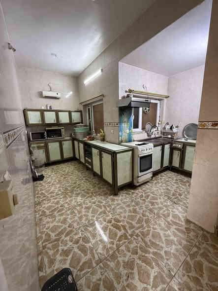 للبيـع 🏠 الكـرادة

عنوان العقار 📍 الكرادة خلف سبع قصور شارع فرايد چكن

🔶 المساحة 195 مـتـر

🔶 واجهة  10 مـتـر

🔶 سنة البناء 2013 

يحتوي على ثلاث طوابق وحدات سكنية بدرج خارجي

الطابق الارضي - صالة وهول ومطبخ وغرفة نوم وصحيات

الطابق الاول - صالة ومطبخ وثلاث غرف نوم وصحيات

الطابق الثاني - صالة ومطبخ وغرفتين نوم وصحيات

ــــــــــــــــــــــــــــــــــــــــــــــــــــــــــ
‎‏‎((شركة دار السلطان للعقار حيثٌ تَلتَقي الرُوٌية ,بلتَمَيٌز ))

❗️❗️ نسـتـقـبل العروض البيع الشراء والايجار ❗️❗️

بيع - شراء - ايجار - ادارة امـلاك - مقاولات عامة

‎‏‎📊كل ماعليك الاتصال أو المراسلة على الصفحة *ʲᵒⁱⁿ ᵘˢ*

 حسن زوانة *********** - ***********

‎‏‎الفرع الاول /عرصات الهندية مجاور فندق بلوم 

‎‏‎ الفرع الثاني /الـسـيـديــة الضباط مقابل افران الرباط

‎‏‎‏‎زبائننا الكرام بِكُم نَرتقي ونَتشرف بزيارتِكم ونَفتخر بخِدمتِكم ❤
