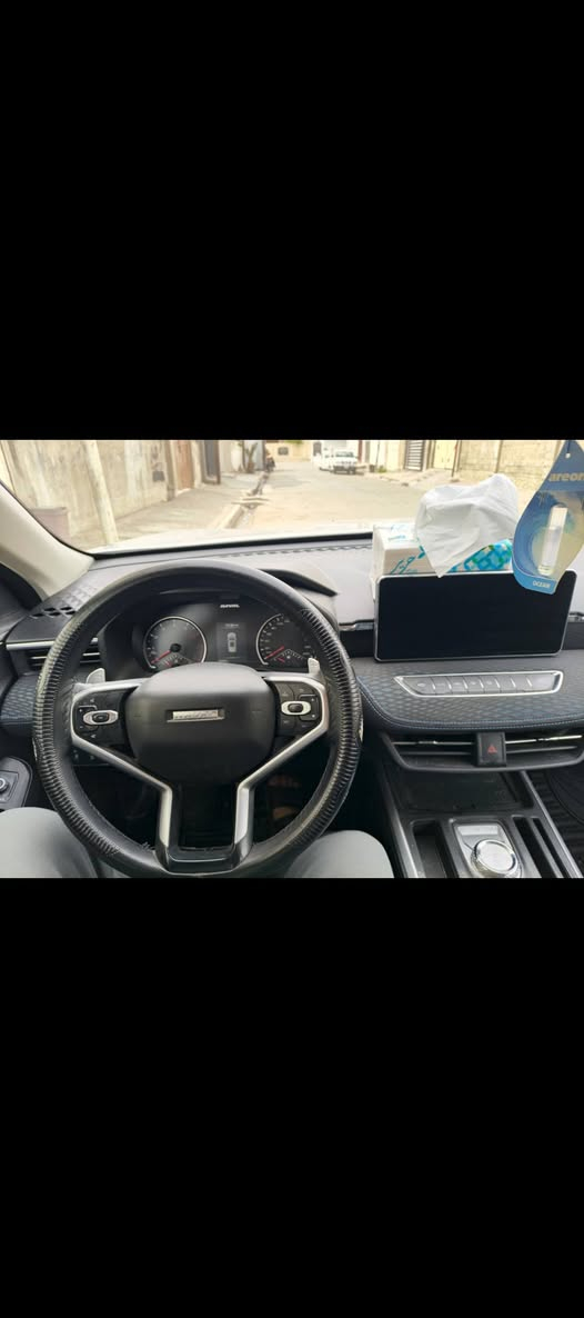 سلام عليكم هافال جوليان موديل 24 نص مواصفات بدون صبغ أو تعديل بي بطاقه بانزين والضمان الشركه ماشي 38 السعر 20 مليون شرط التحويل اتصال ***********
